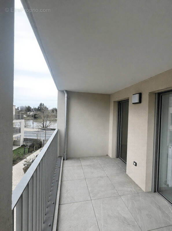 Appartement à FONTAINES-SUR-SAONE