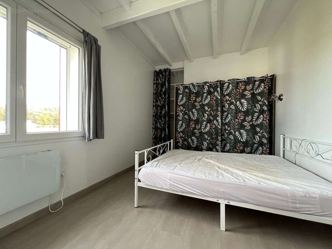 Appartement à VILLEFRANQUE