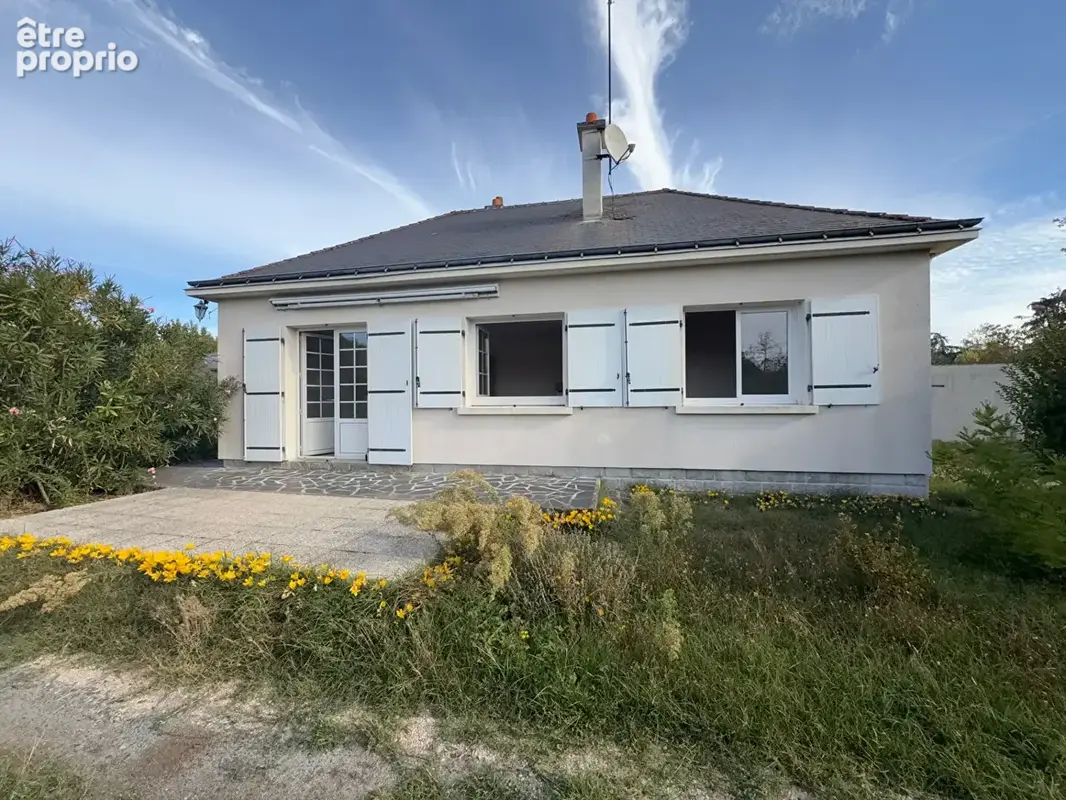 Maison de plain-pied  5 pièces au centre de Brain-sur-Allonnes - Réf 368 - photo 2