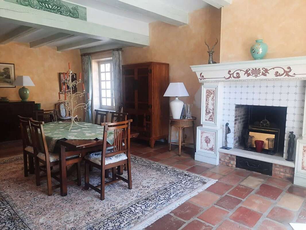 Maison à SORGUES