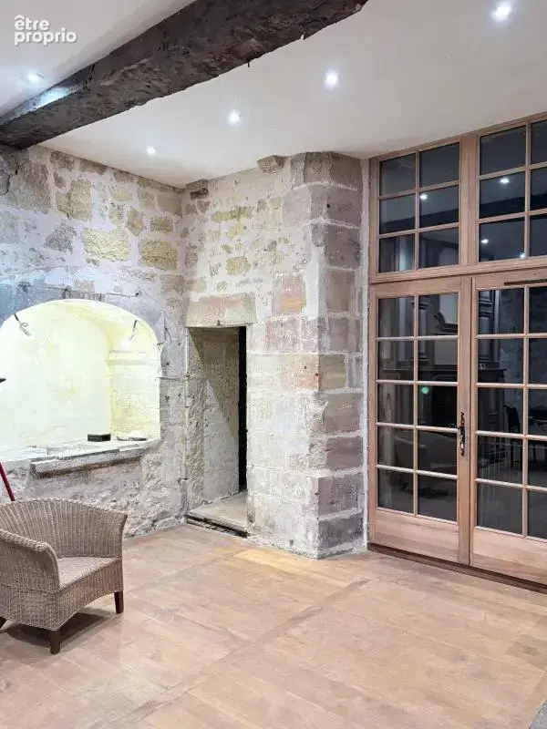 Grande maison de caractère - avec jardin et boutique à Thiviers - photo 1