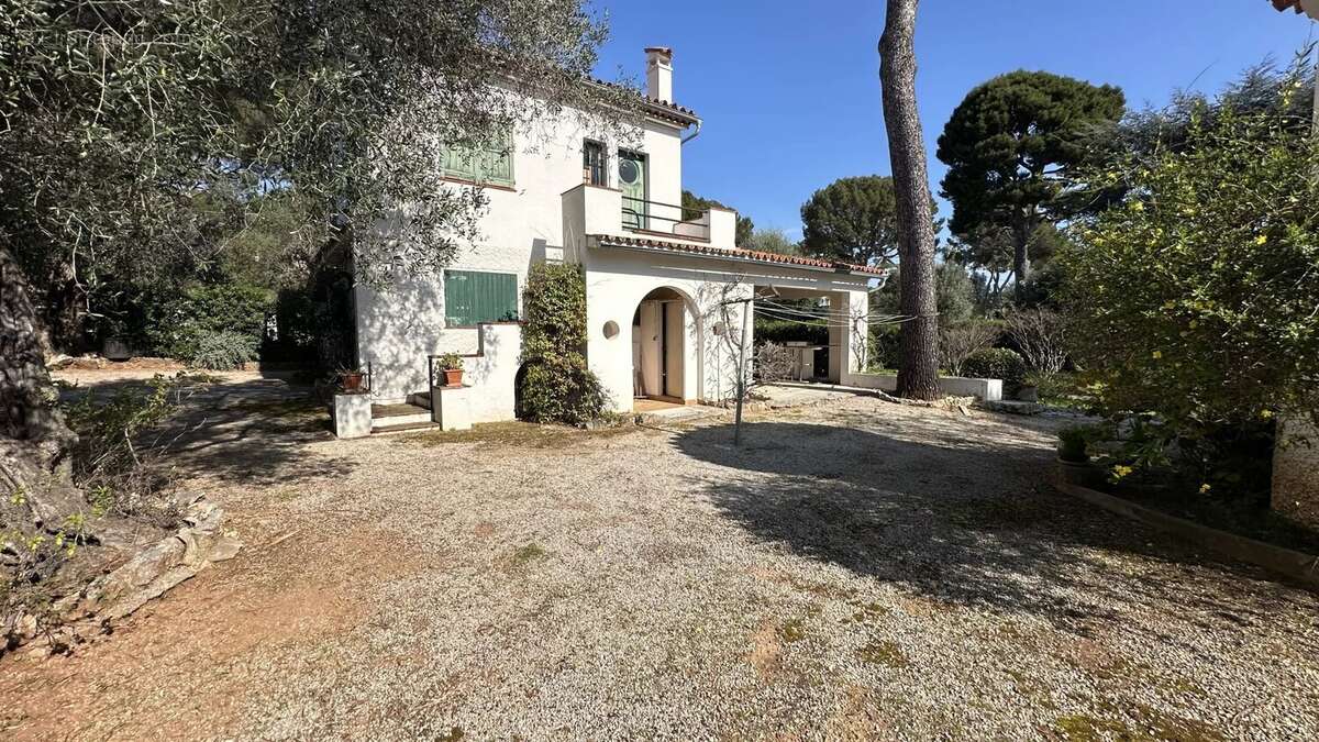 Maison à ANTIBES