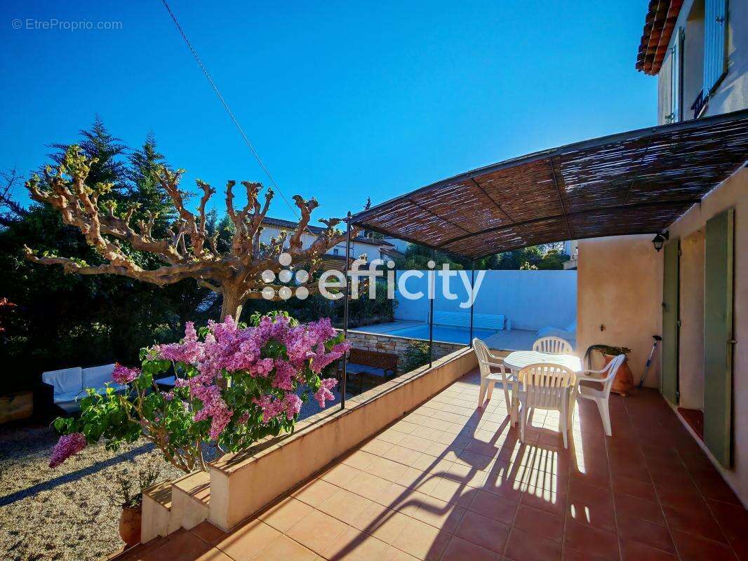 Maison à MARSEILLE-11E