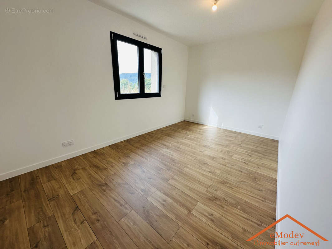 Maison à SAINT-ETIENNE-LES-REMIREMONT