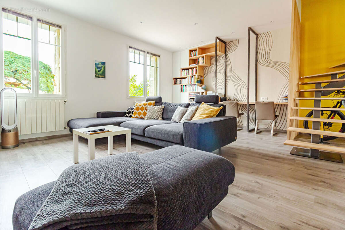 Appartement à AIX-EN-PROVENCE