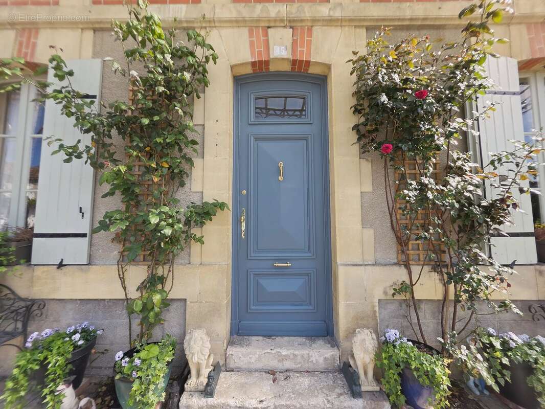 Maison à EYMET