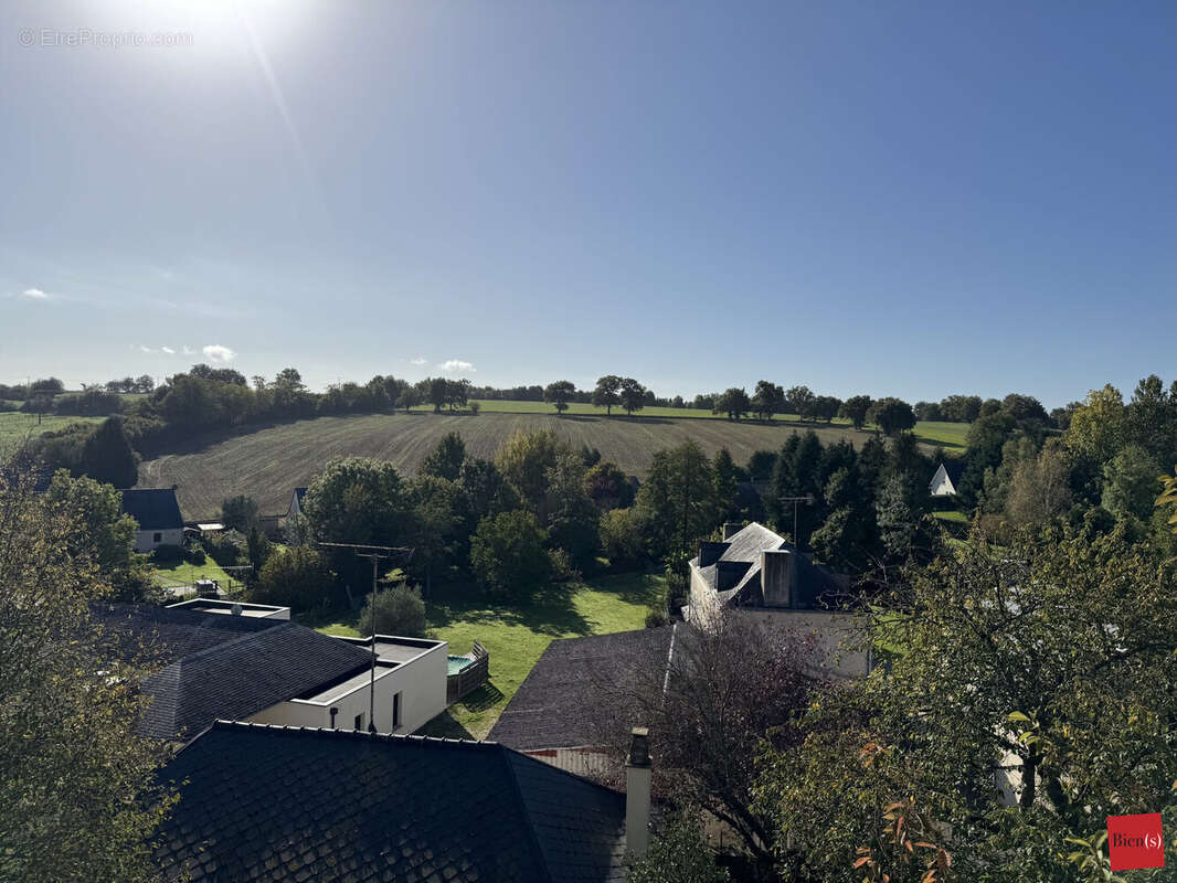 Maison à PARNE-SUR-ROC