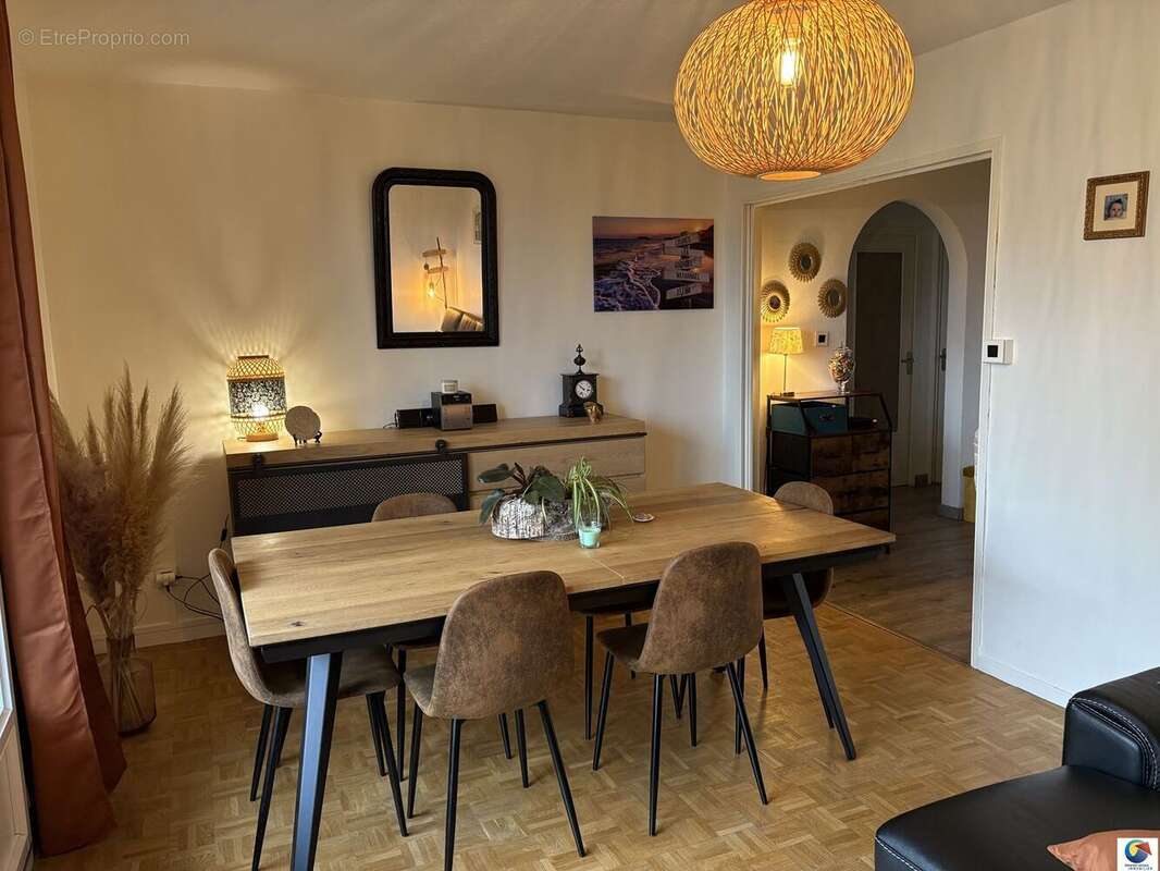 Appartement à LA VERPILLIERE