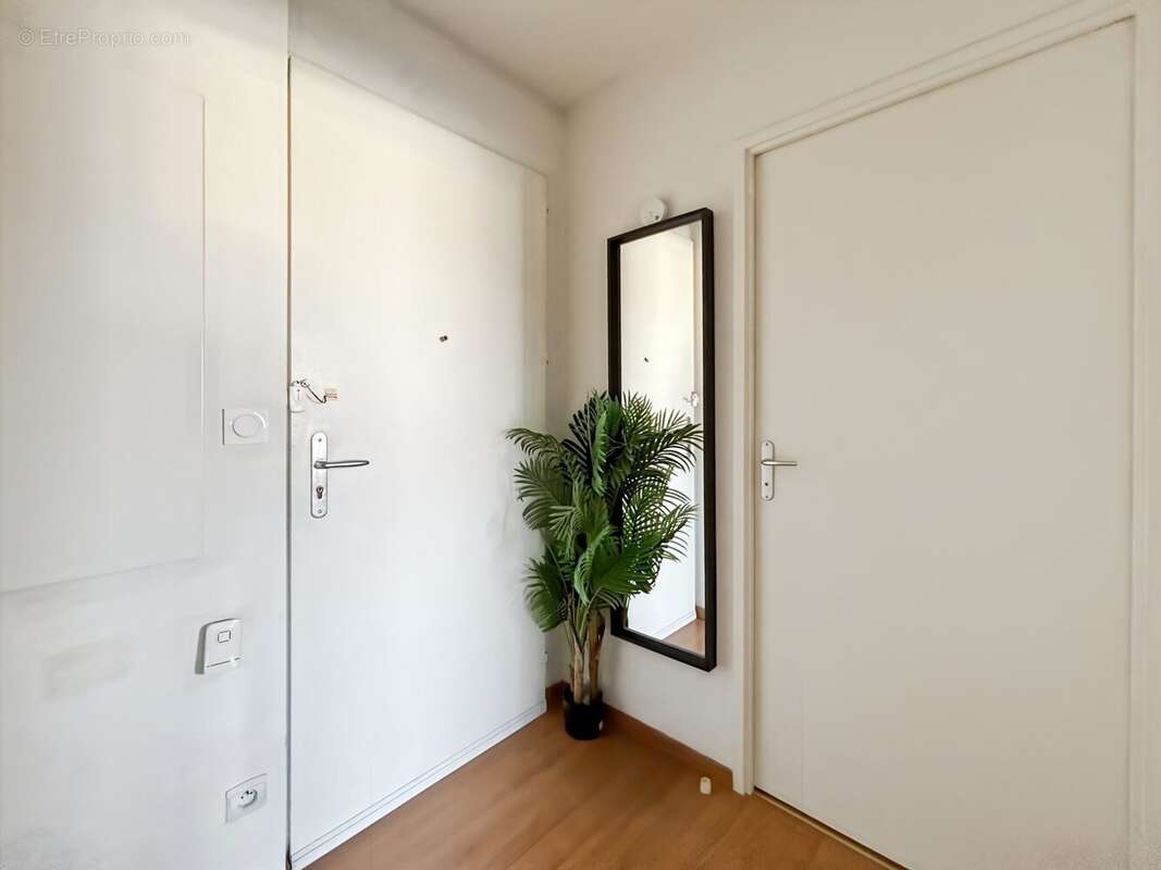 Appartement 38 m² à Frouzins  - photo 2