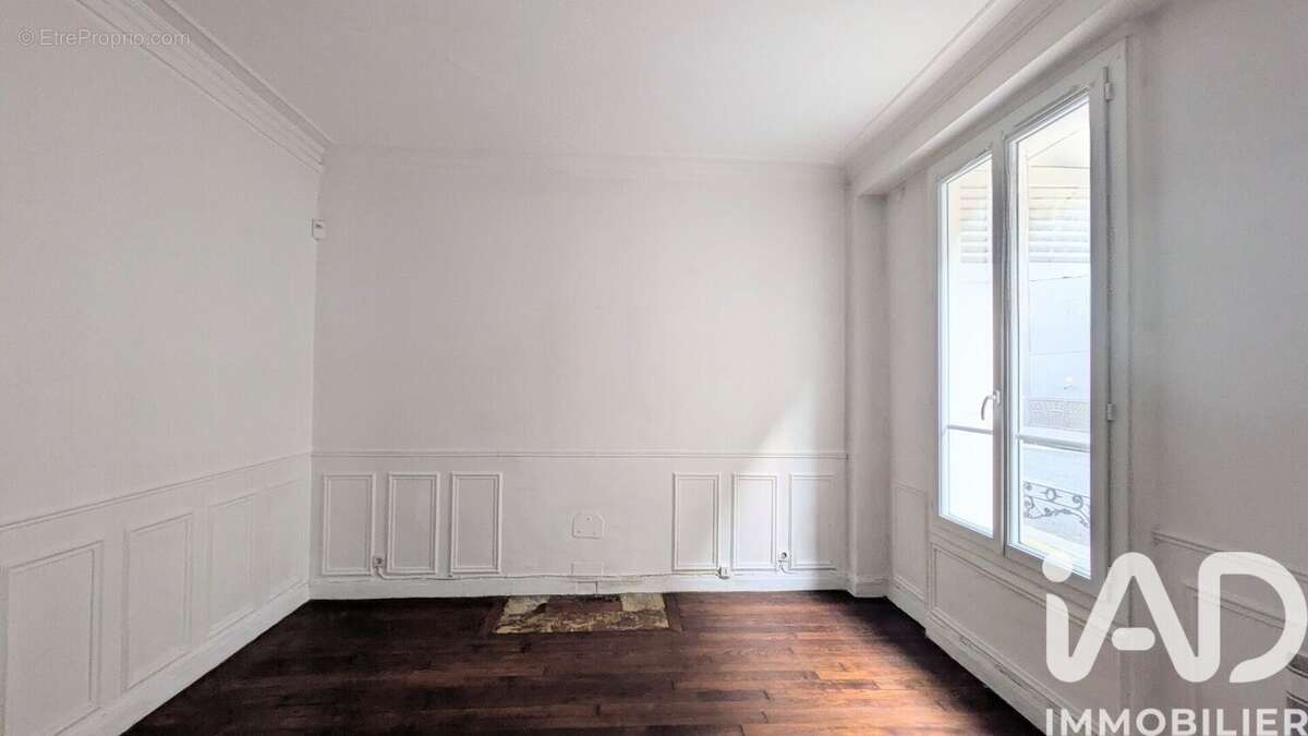 Photo 3 - Appartement à PARIS-18E