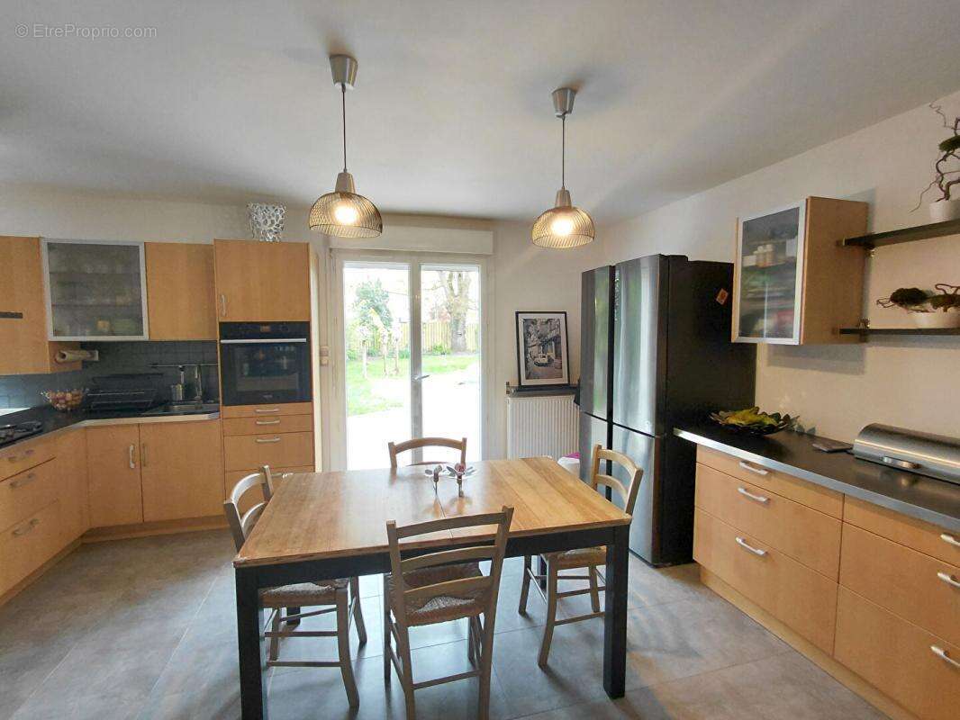 Maison à LE CELLIER