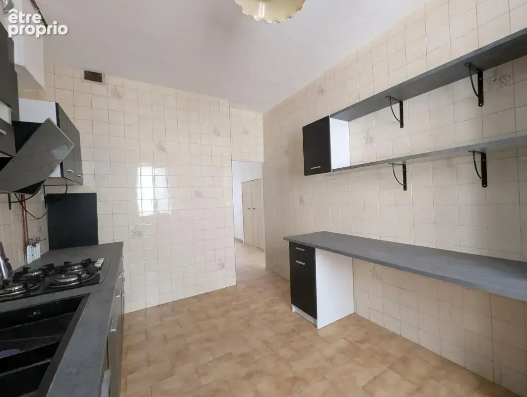 A vendre - appartement t4 - photo 7