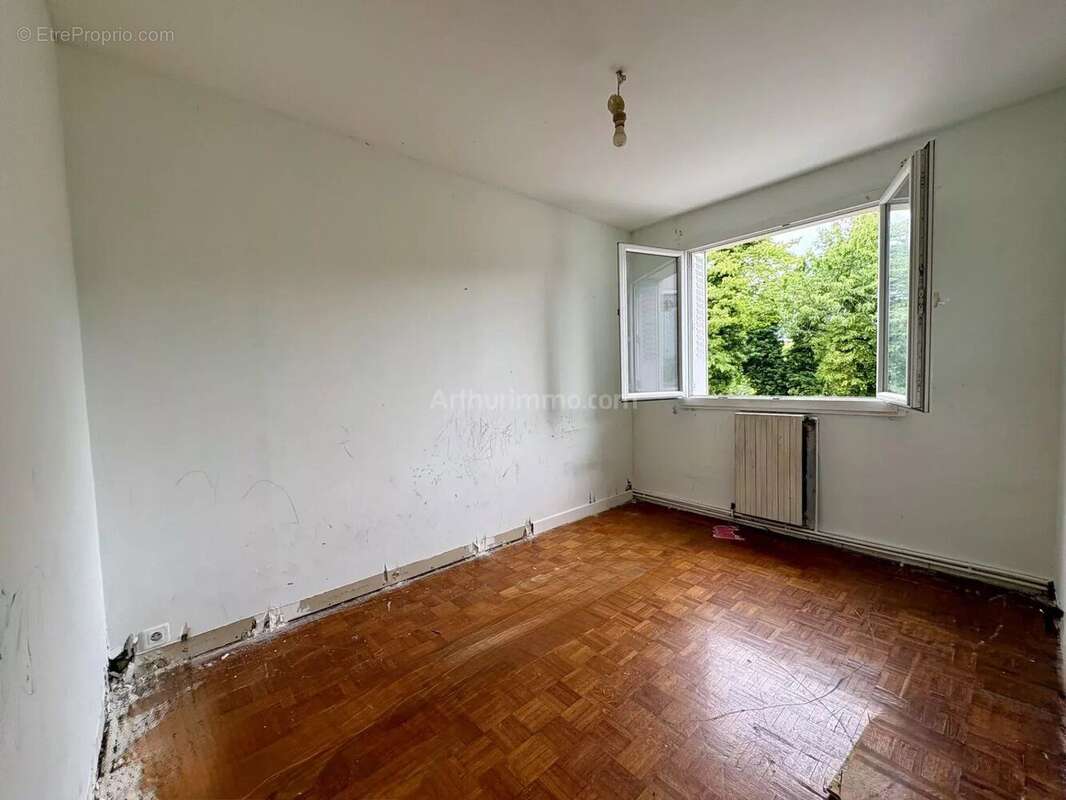 Appartement à FONTAINE