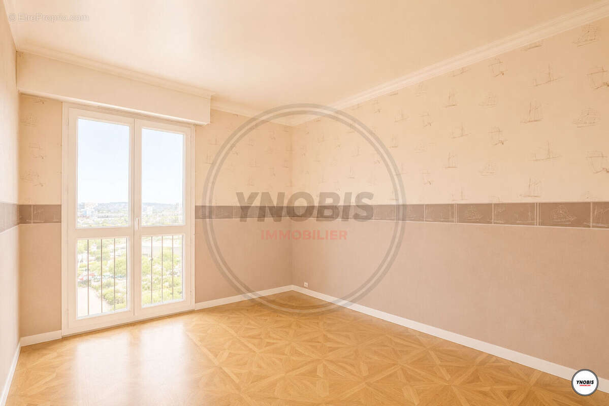 Appartement à LES MUREAUX