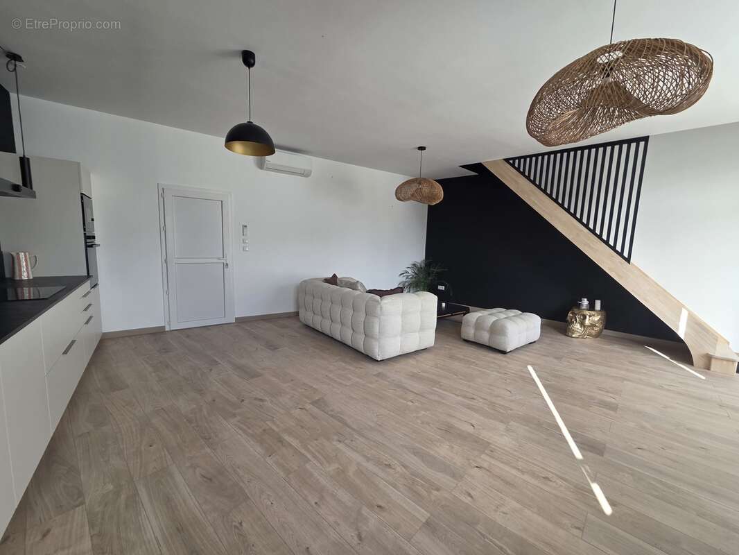 Maison à MOULIDARS