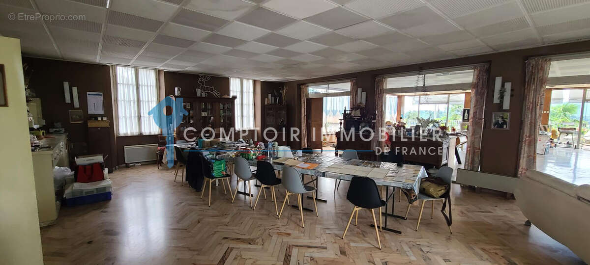 Appartement à MONTREJEAU