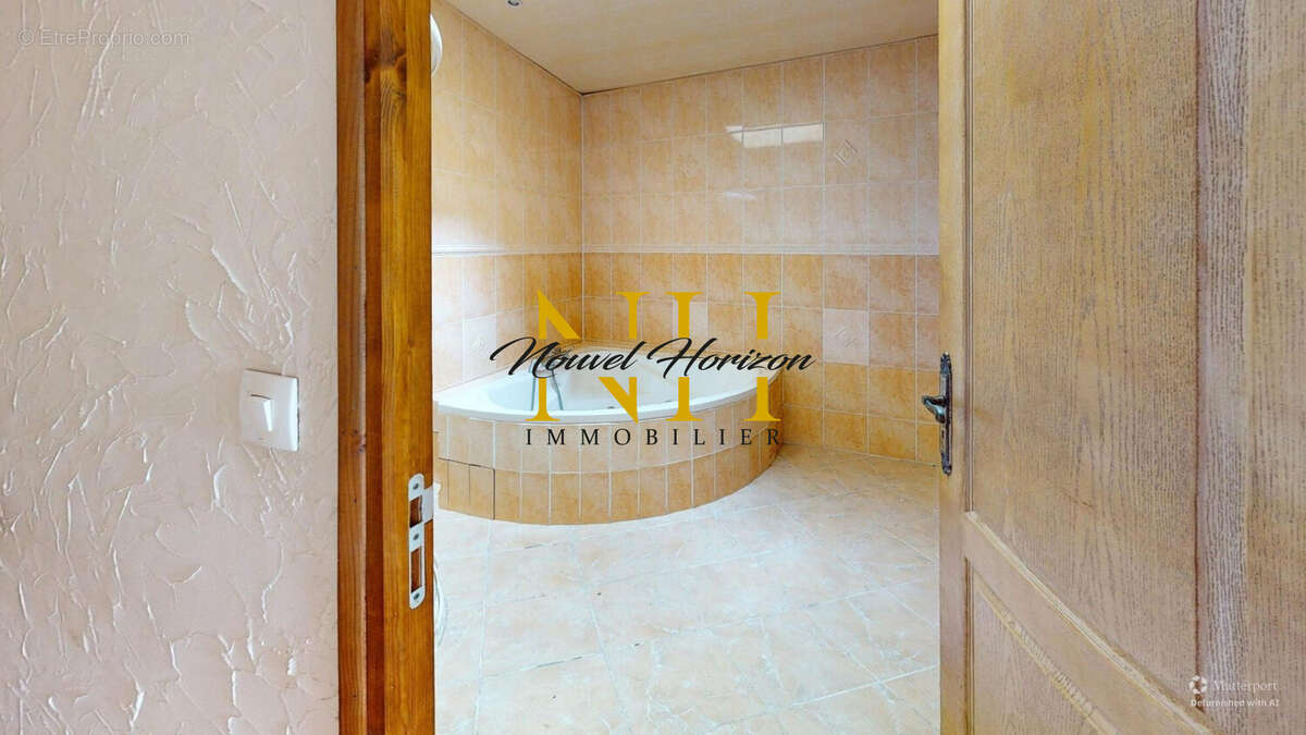Appartement à GENILAC