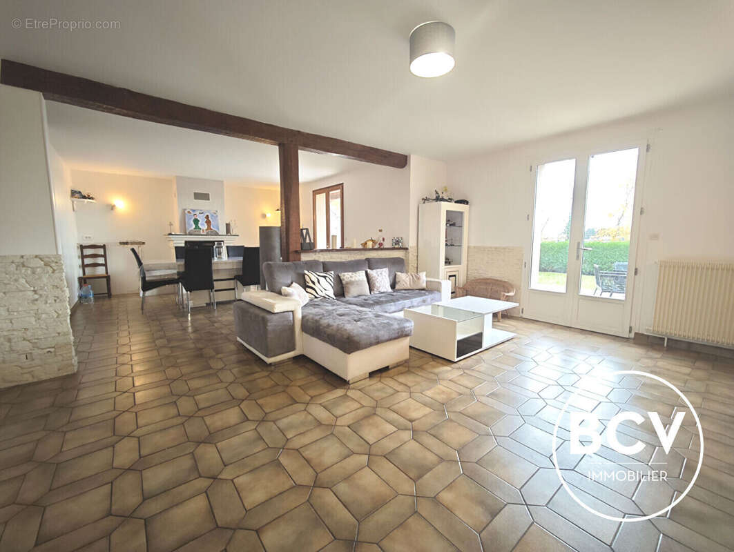 Maison à LUCE