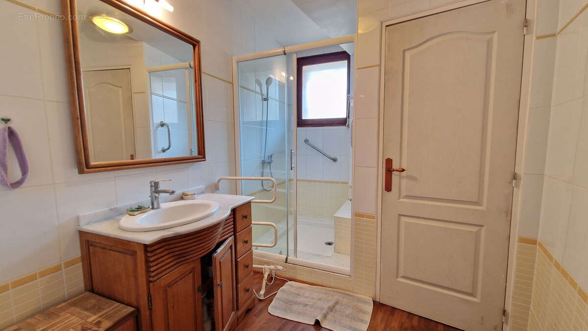 Maison à SAINT-MACAIRE