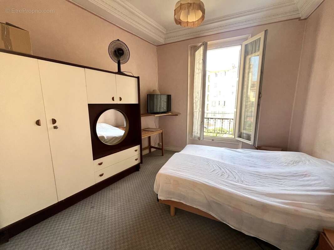Beau 3 pièces avec cachet – Libération, Nice - photo 5