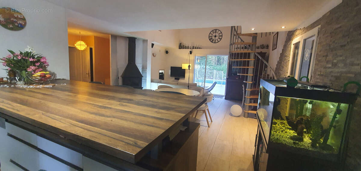 Maison à SALLES-D&#039;AUDE