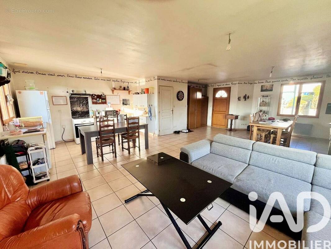 Photo 1 - Maison à ANGRES