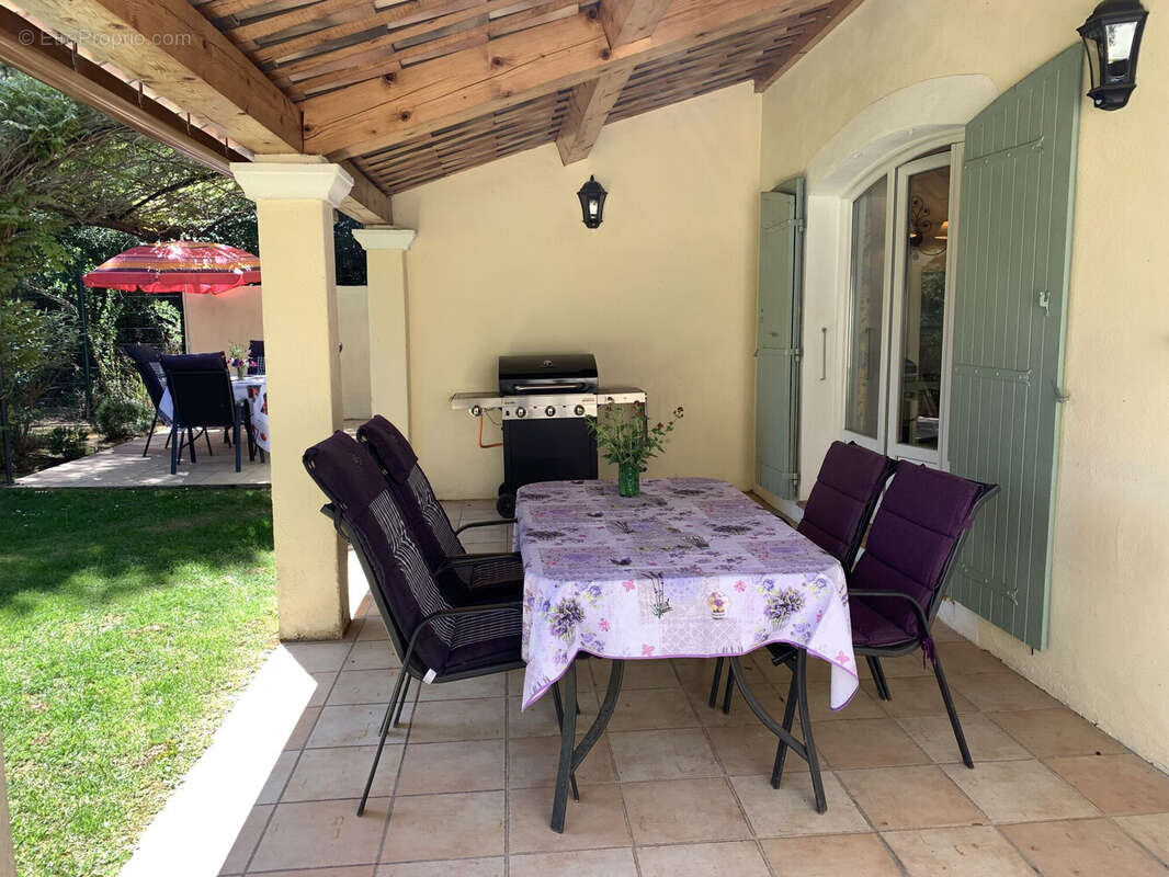 Maison 110 m² à Mallemort  - photo 3