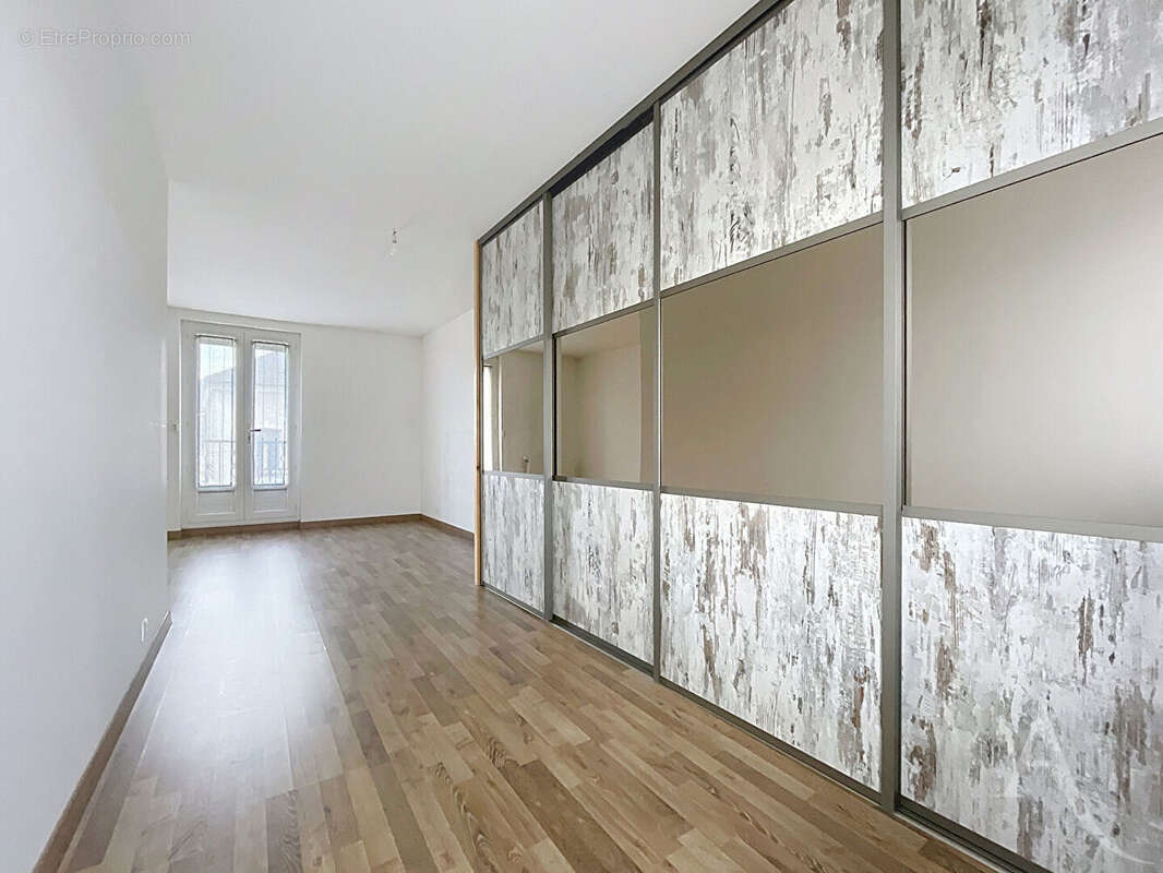 Maison à AUBERGENVILLE