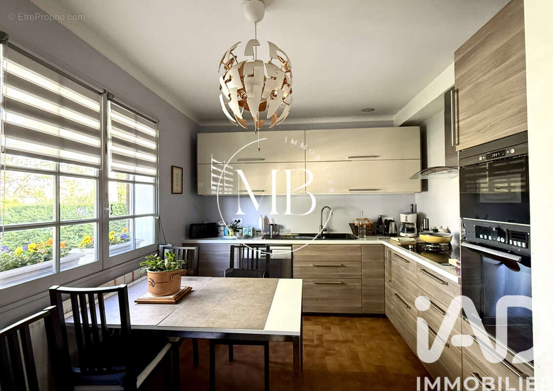 Photo 8 - Maison à EZANVILLE