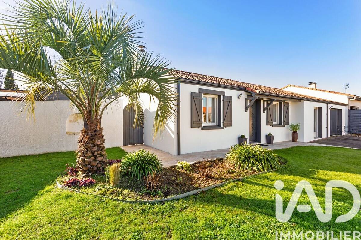 Photo 1 - Maison à SAINT-JEAN-DE-BOISEAU