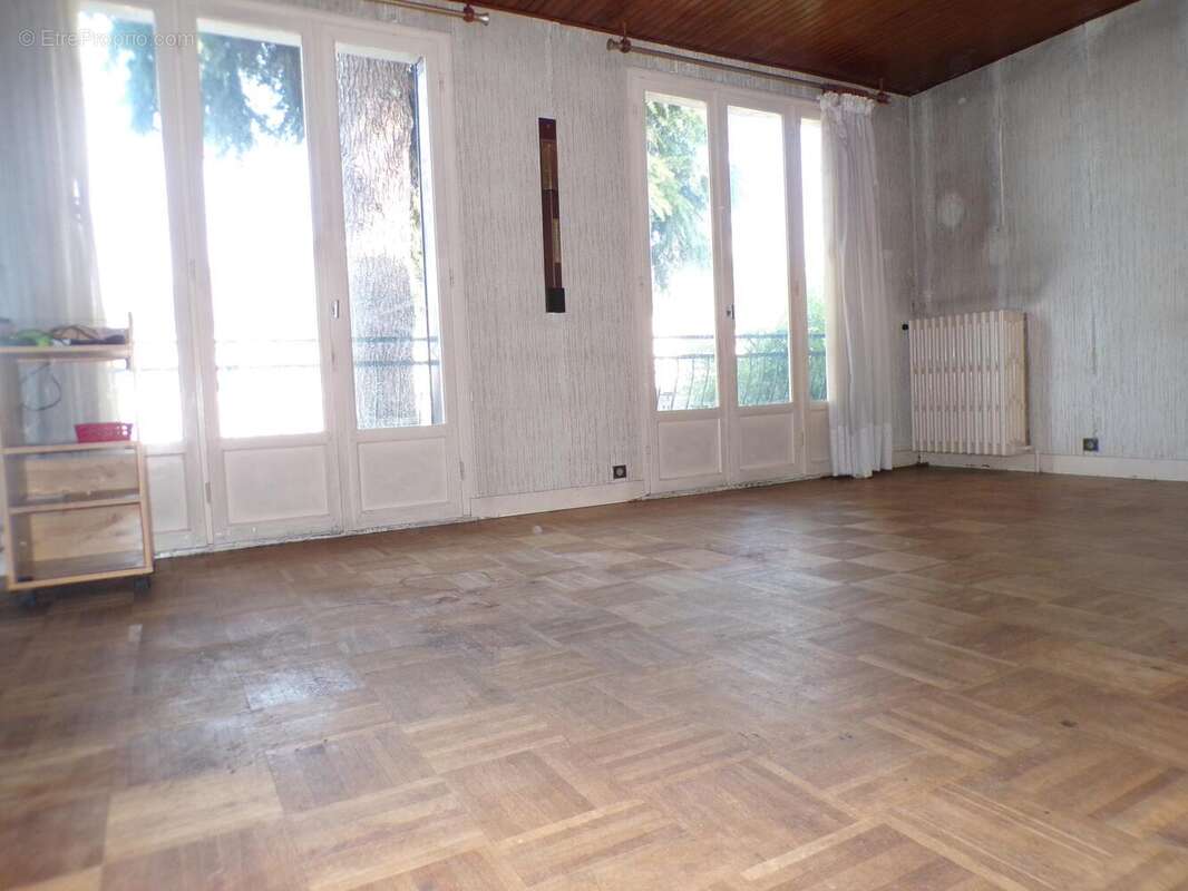 Photo 2 - Maison à TAVERNY