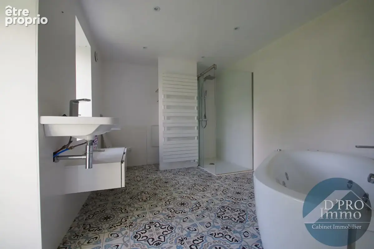 Maison bourgeoise à vendre à Vertou - 7 pièces, 203,69 m², terrain 4300 m² - photo 10