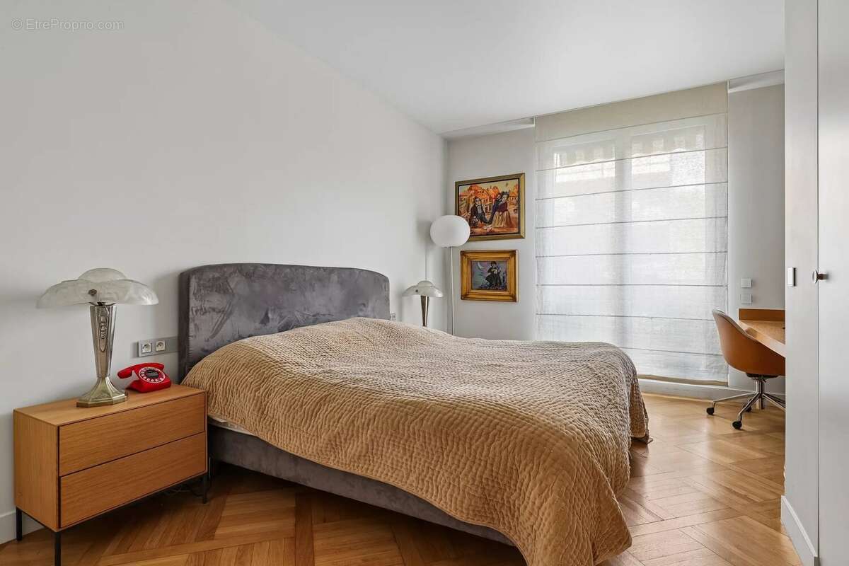 Exclusivité – paris 16e – avenue foch – appartement de prestige avec chambre de service - photo 9