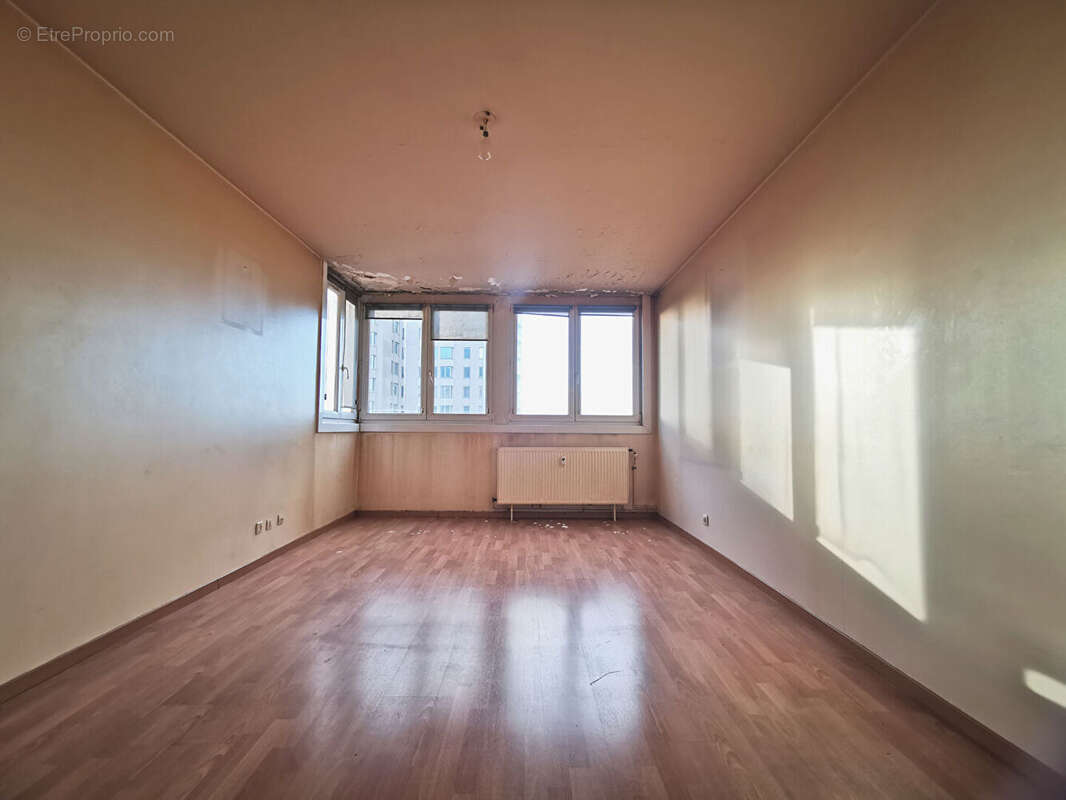 Appartement à LA MADELEINE