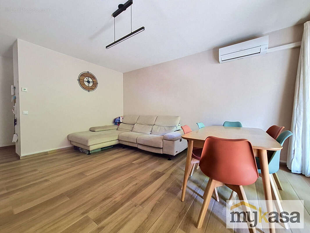 Appartement Istres 3 pièce(s) 66 m2 - photo 2