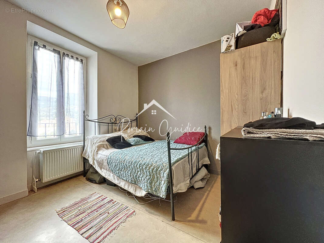 Appartement f2 47 m2 vendu loué - photo 5