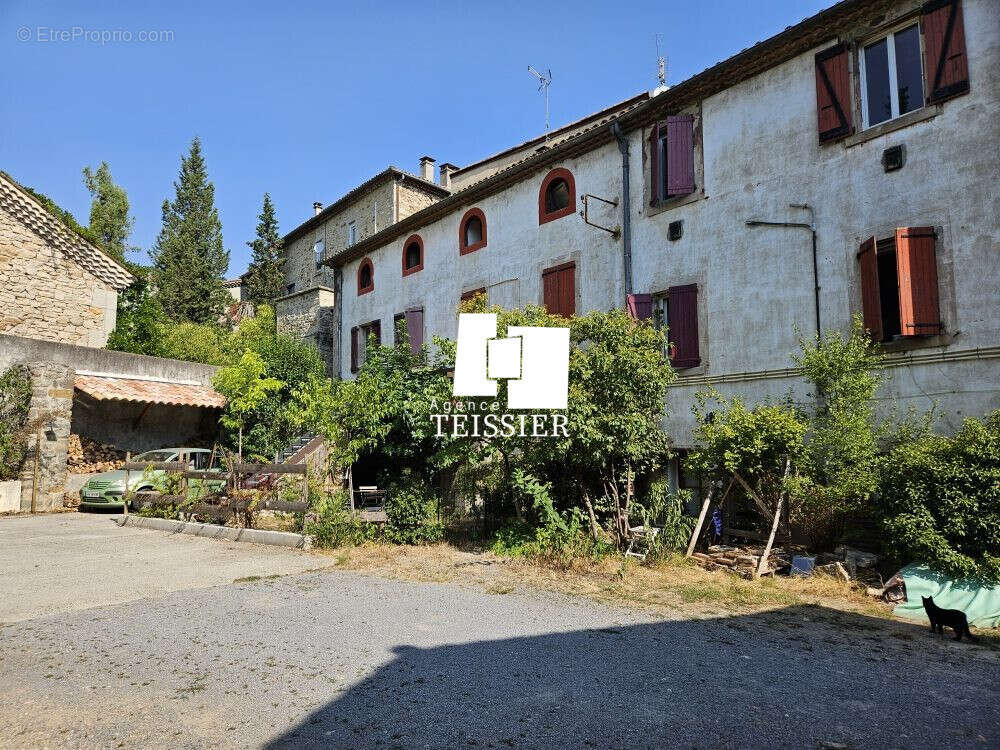 Exclusivité : Centre Les Vans loft avec jardinet - photo 18