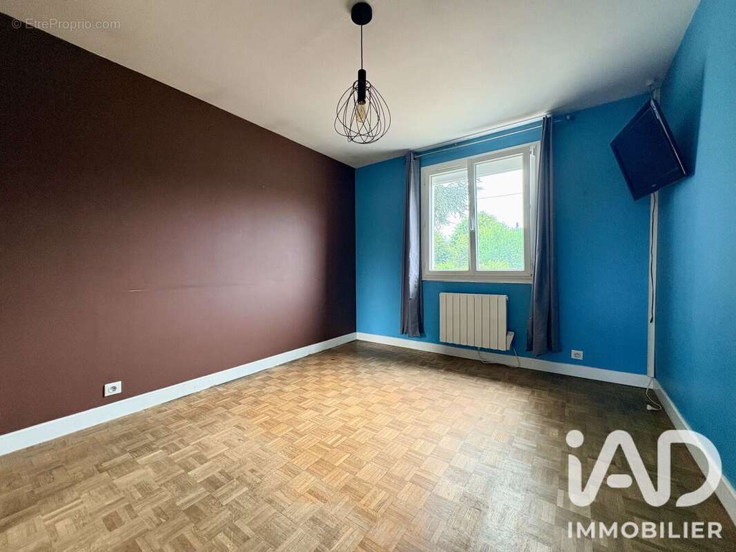 Maison 88 m² à Ourouer-Les-Bourdelins  - photo 7