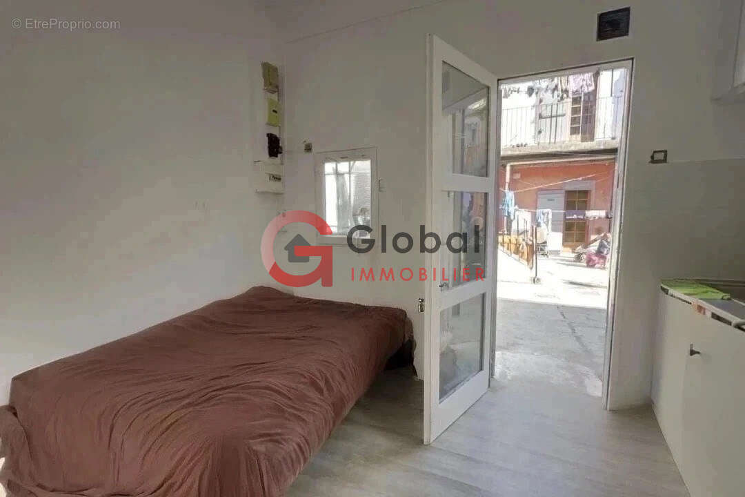 Appartement à MARSEILLE-3E