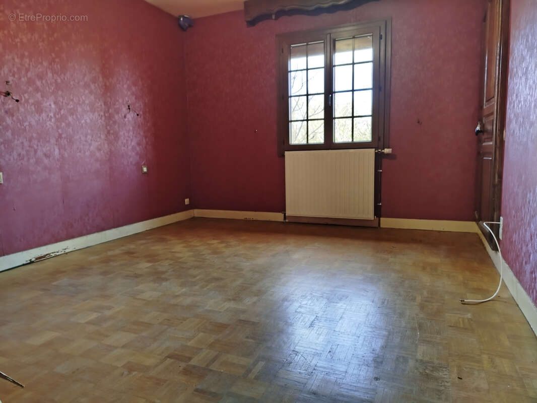 Maison à MONETEAU