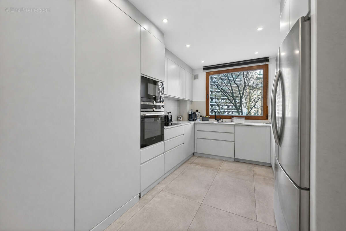 Appartement à PARIS-12E