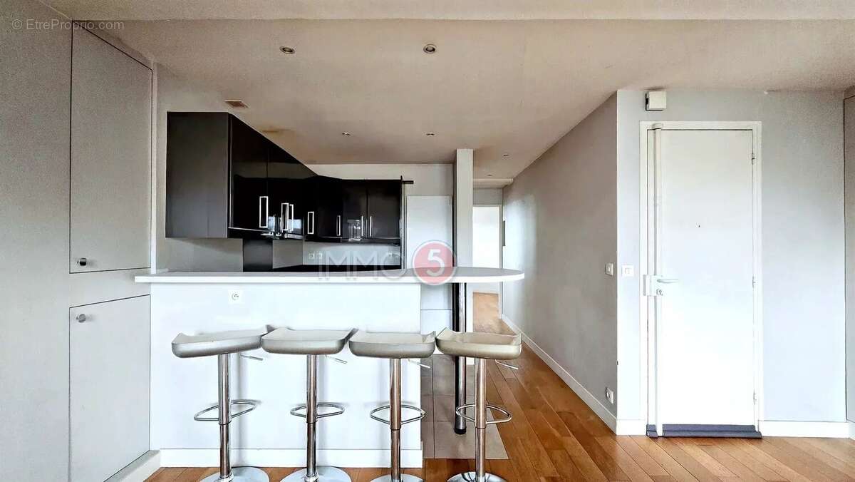 Appartement à VILLEMOMBLE