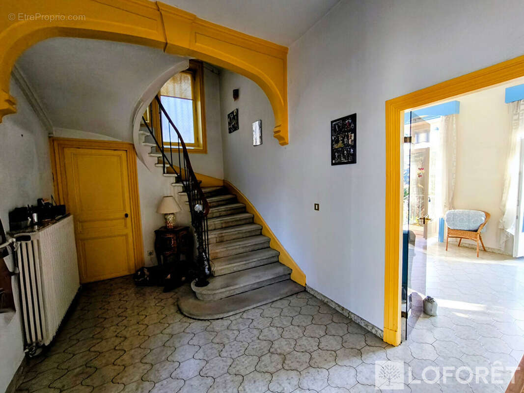 Maison à ESPALY-SAINT-MARCEL