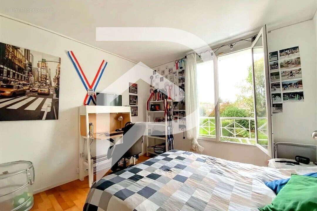 Maison à OZOIR-LA-FERRIERE