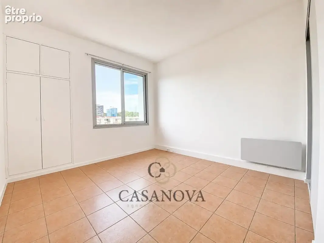 Opportunité d'investissement - Studio rénové de 22 m2 avec parking - photo 3
