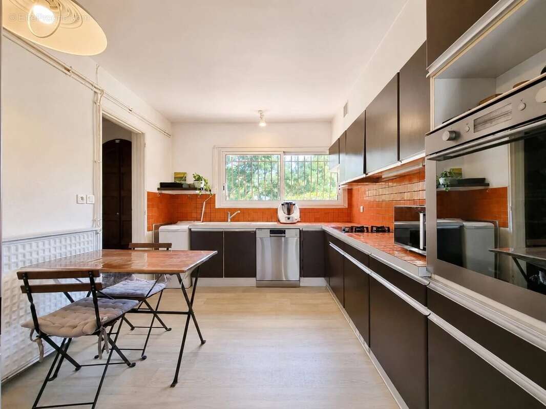 À vendre : maison de 5 pièces de 97 m² à montpellier (34000) - photo 6
