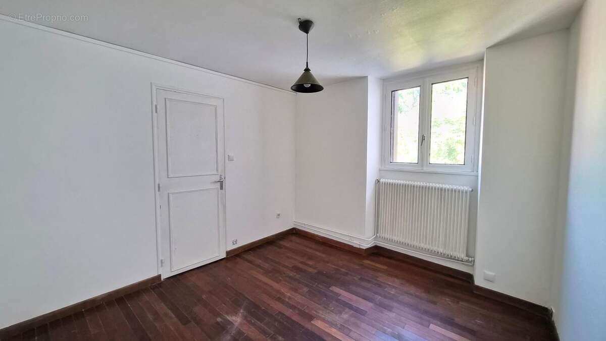 ARPAJON, centre, petite copro, T2 36.82 m² en bon état - photo 8
