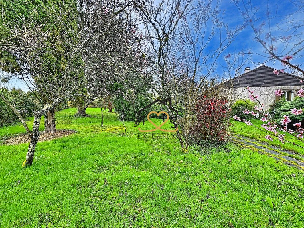 Maison à PUY-GUILLAUME