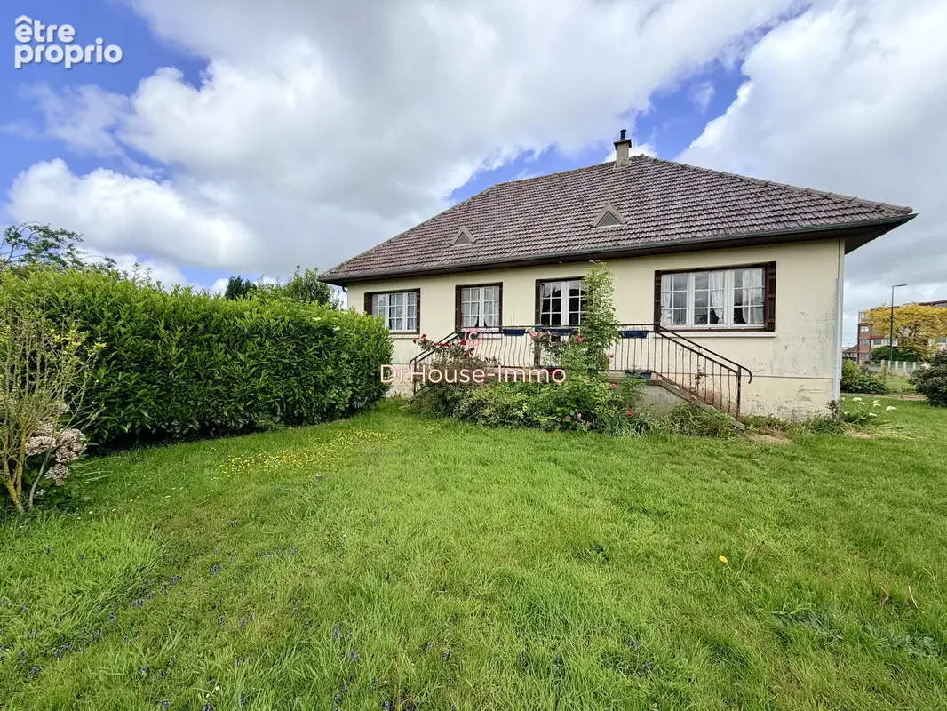 Maison à SAINT-NICOLAS-D'ALIERMONT