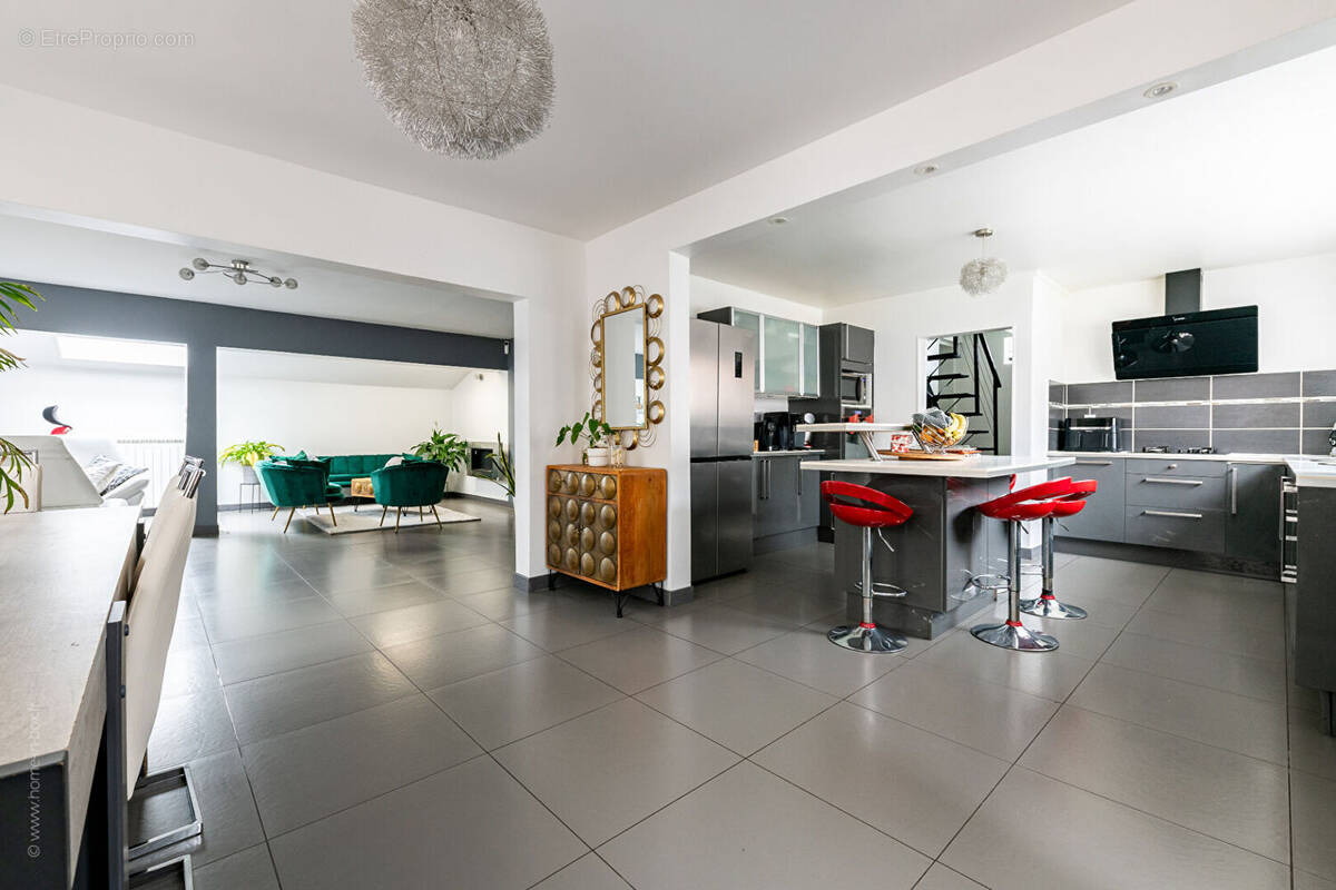 Maison à VILLIERS-SUR-MARNE